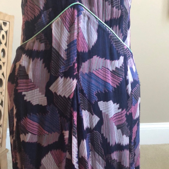 Stunning dress with bustle - Picture 3 of 7